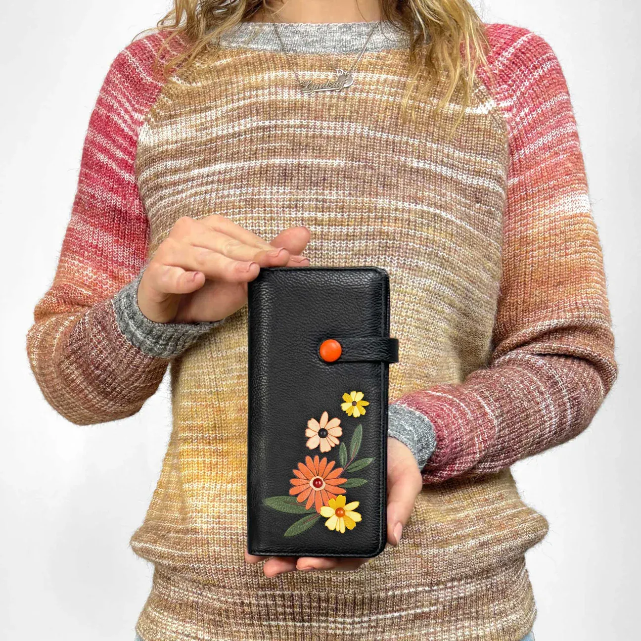 DaliahCardWalletLS-w-823g-b_ebc7e47d-65d2-4041-9603-495a660ecb02_1296x